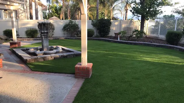 Mirage 82 synthetic turf in a Tucson area yard, photo 26