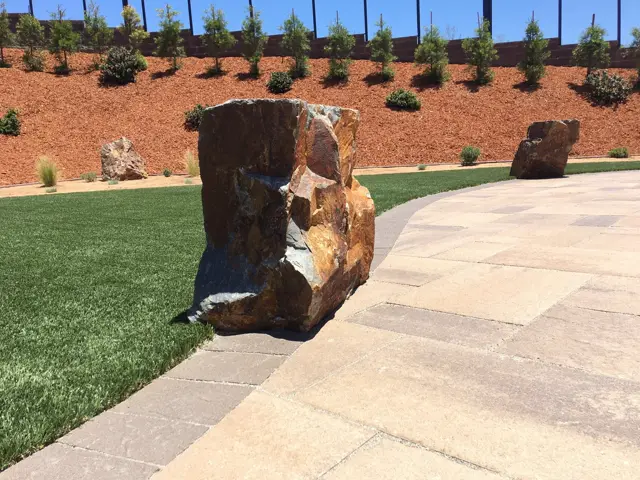 Mirage 94 synthetic turf in a Tucson area yard, photo 1